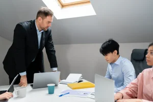 Saat Karyawan Mulai Kehilangan Motivasi, Apa yang Harus Dilakukan?