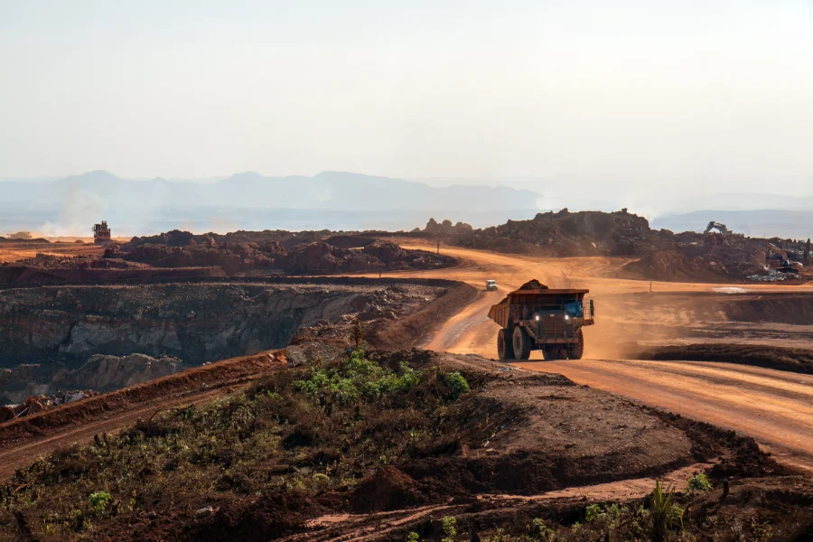 Boros Ban dan Solar karena Jalan Rusak? Ini Solusinya!